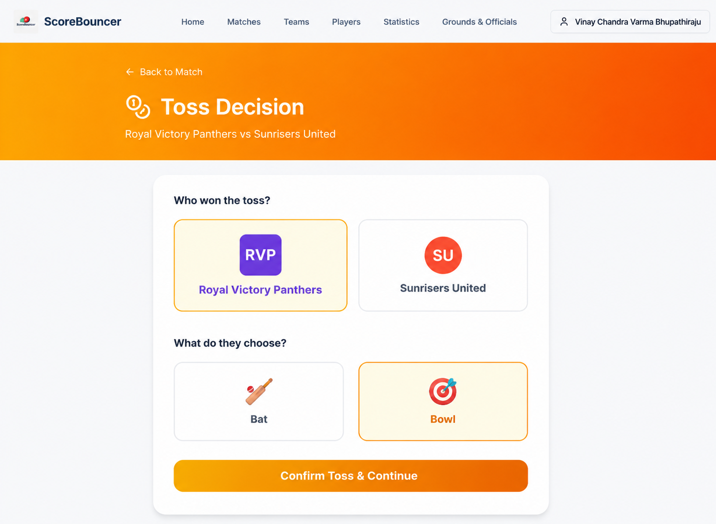 ScoreBouncer Toss Decision screen — Royal Victory Panthers vs Sunrisers United with Bat or Bowl choice